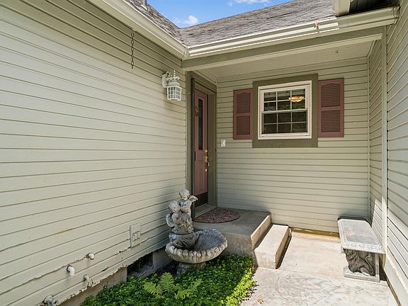 5th image of 2767 N Westland Pl