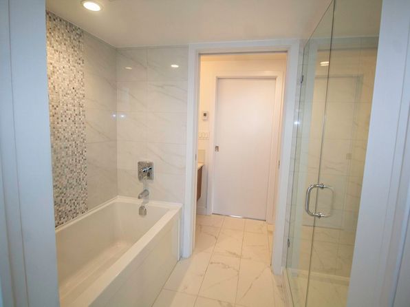 2 bedroom rental in Vancouver — photo 19