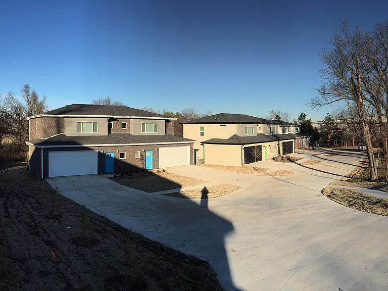 2716 & 2718 W Wildwood Dr — Photo 28