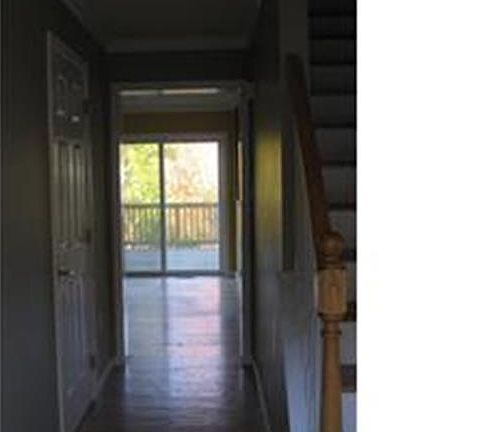 2nd image of 2031 Oakwood Dr