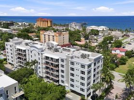 101 SE 20th Ave, Deerfield Beach, FL