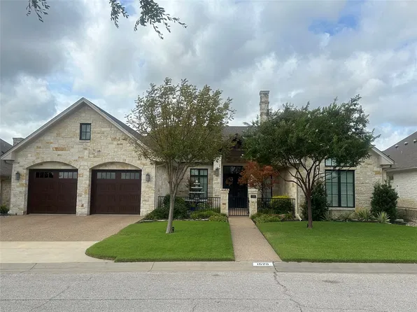 1520 Ridgewood Dr, Waco, TX 76710