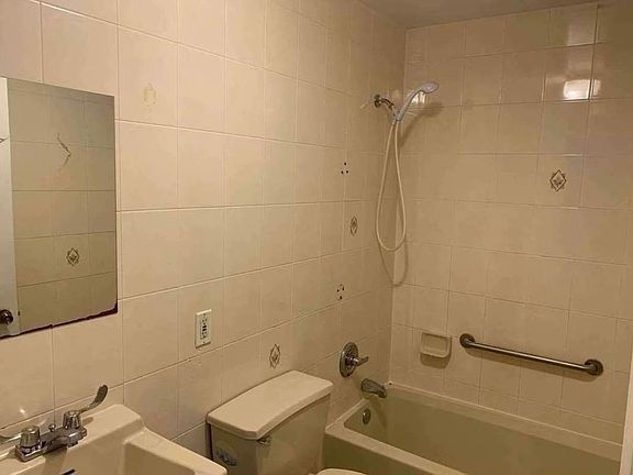 4th image of 84-84 127th St #3L
