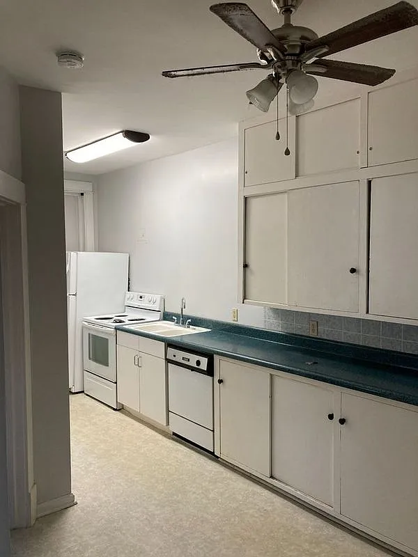740 S 11th St — Photo 3