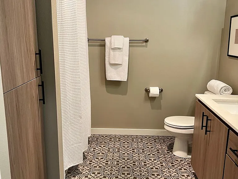 Introducing Dry Canyon Redmond's newest Luxury Apartments — Photo 77