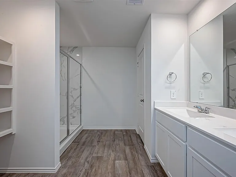 2943 Sycamore Run Ln — Photo 30