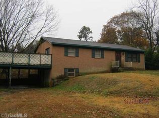 123 Pleasant Hills Rd, Lexington, NC 27295