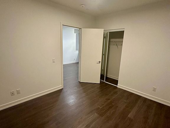 4th image of 1 Grandview Blvd #1215