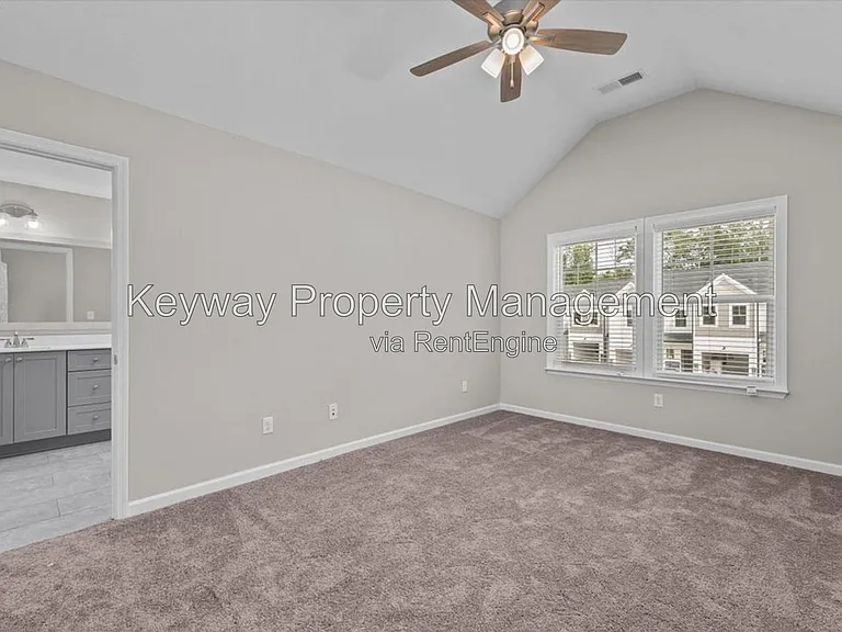 1001 Linsmore Ave — Photo 6