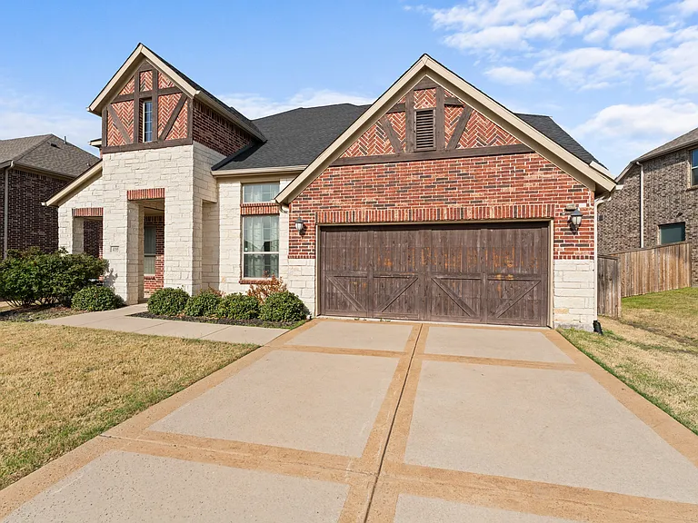 4195 Kate Dr — Photo 3