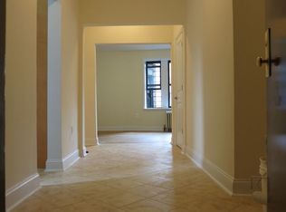 80-45 Kew Gardens Rd #202, Kew Gardens, NY 11415