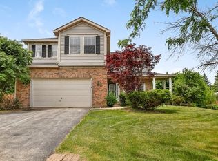 1062 Wrens Gate, Mundelein, IL 60060