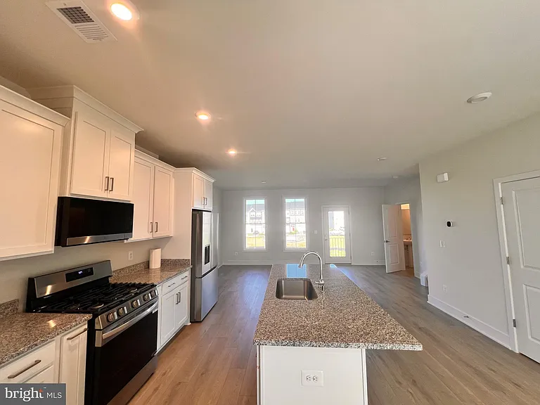 139 Bamboo Shoot Ln — Photo 3