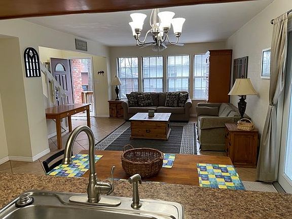 5th image of 807 Timbers Ct #77