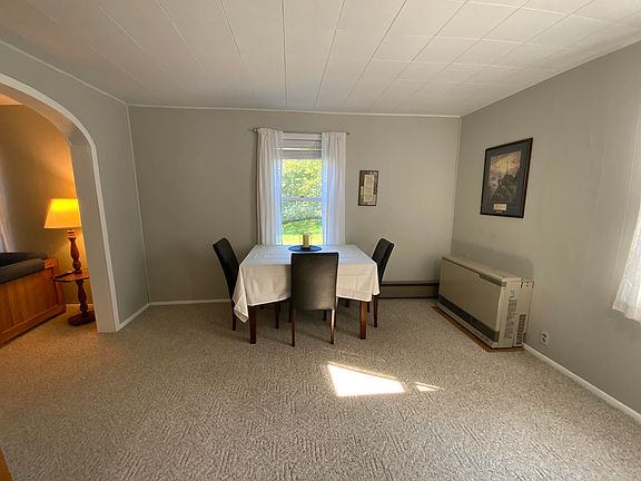 4th image of 804 Union Rd