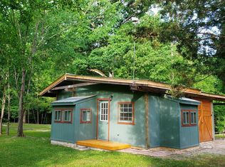 601 Oak Tree Dr, Pointblank, TX 77364