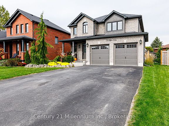 3rd image of 13 Gilpin Cres