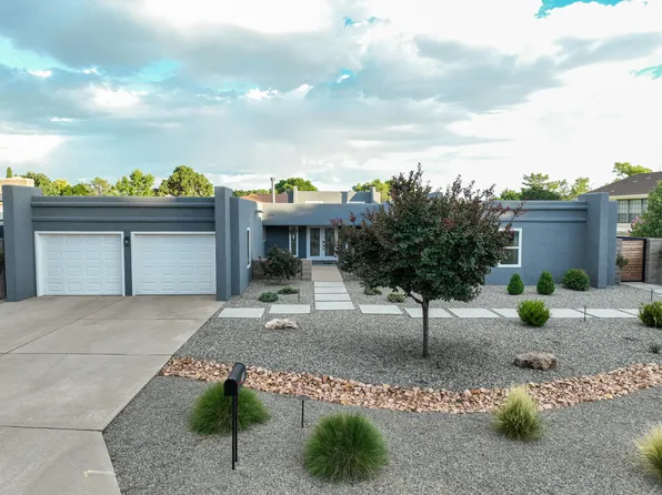 7904 Charger Trl NE, Albuquerque, NM 87109