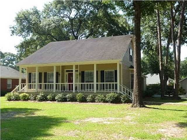 1st image of 558 Vaughn Dr N