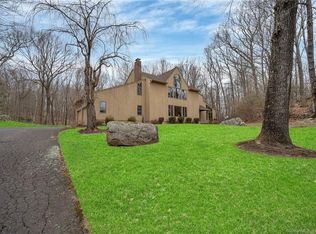 37 Ketcham Rd, Ridgefield, CT 06877