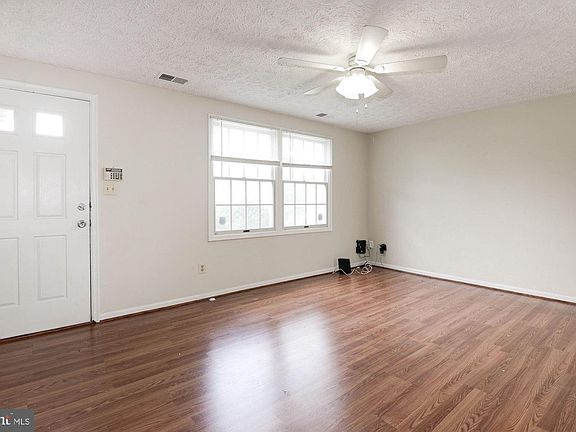 4th image of 6300 Betsy Ross Ct