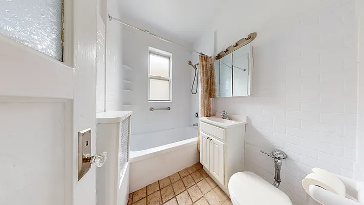 Rented by Compass | media 12