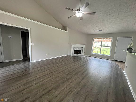 2nd image of 2040 Laurel Pointe Ln