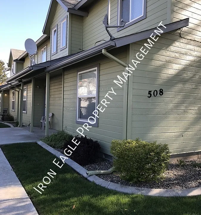 508 E Broadway Ave #3