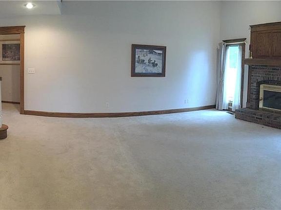 Large living room with vaulted ceilings!