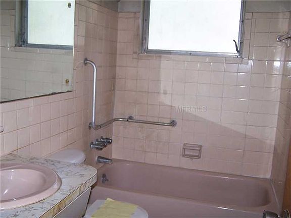 5th image of 3701 Harvard Dr
