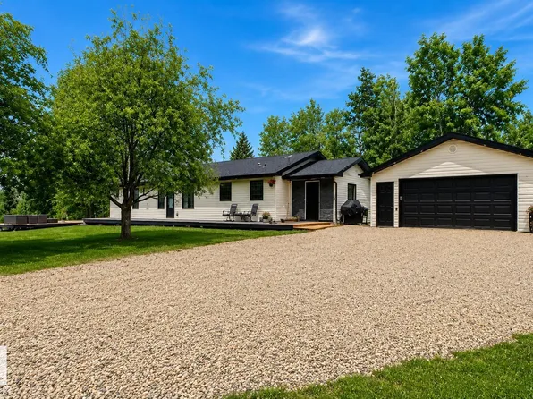 2508 Township Rd #513, Rural Parkland County, AB T7Y 3H8