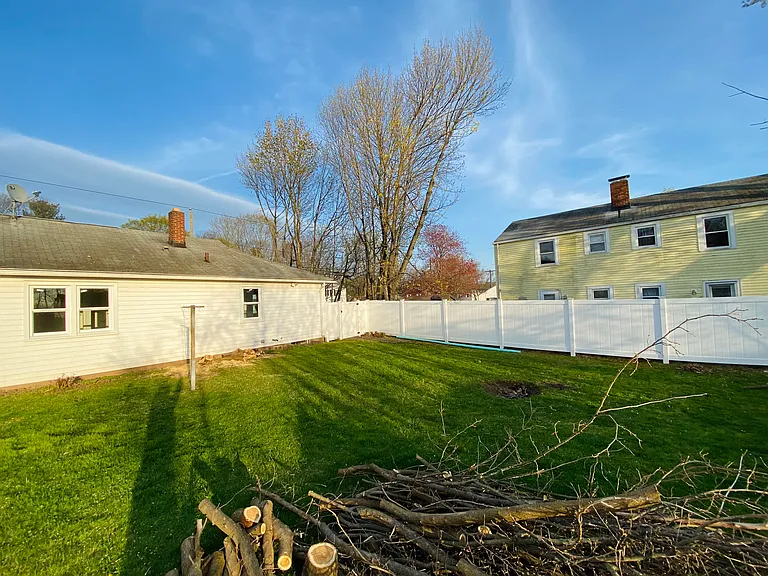 58 Waddell Rd — Photo 10