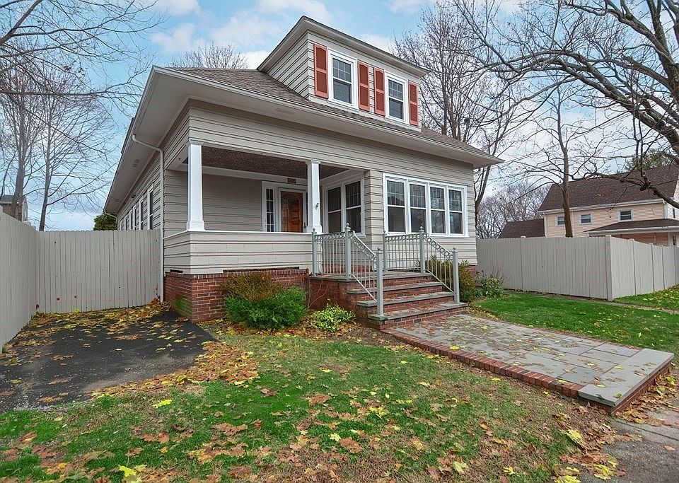 1st image of 562 Laurel Hill Ave