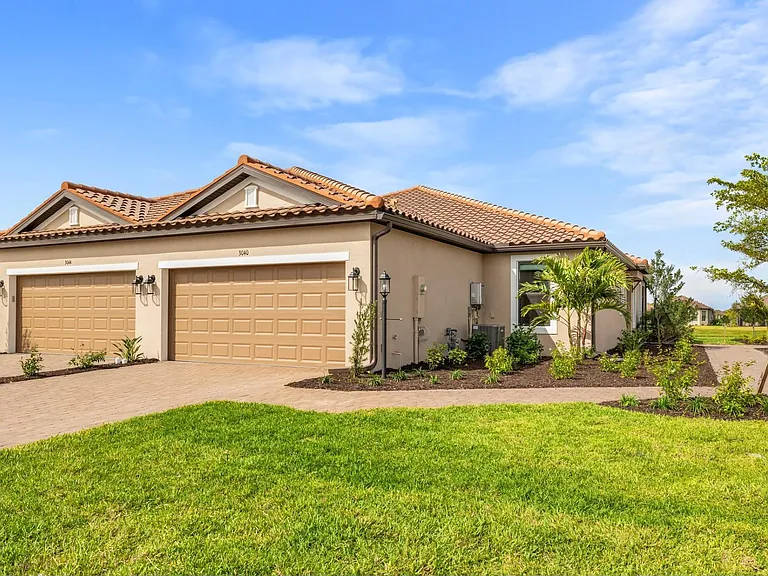 3040 Formia Ct — Photo 25