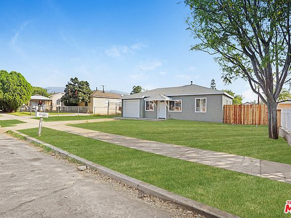 2nd image of 3015 Flores St