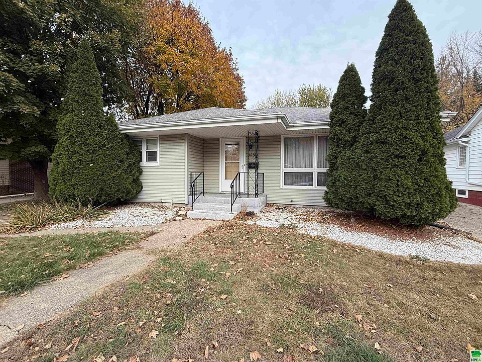 1st image of 3640 Pierce St