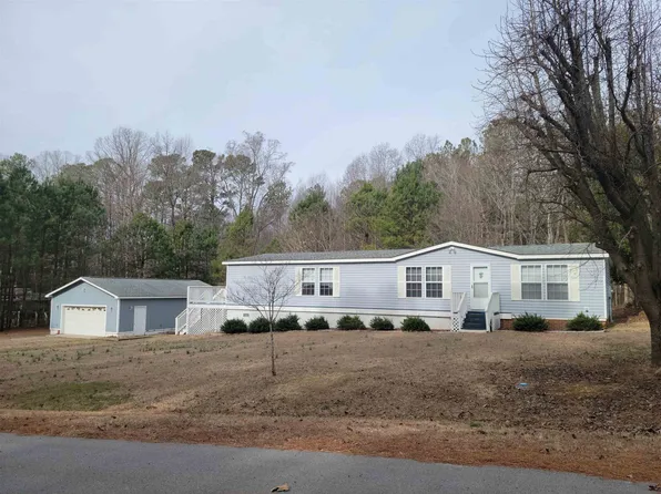 110 Poplar Dr, Macon, NC 27551