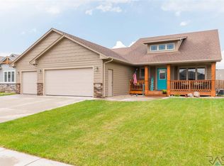 6207 S Badlands Ct, Sioux Falls, SD 57108