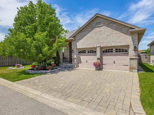 2080 Beaverbrook Ave #10, London, ON N6H 0C3