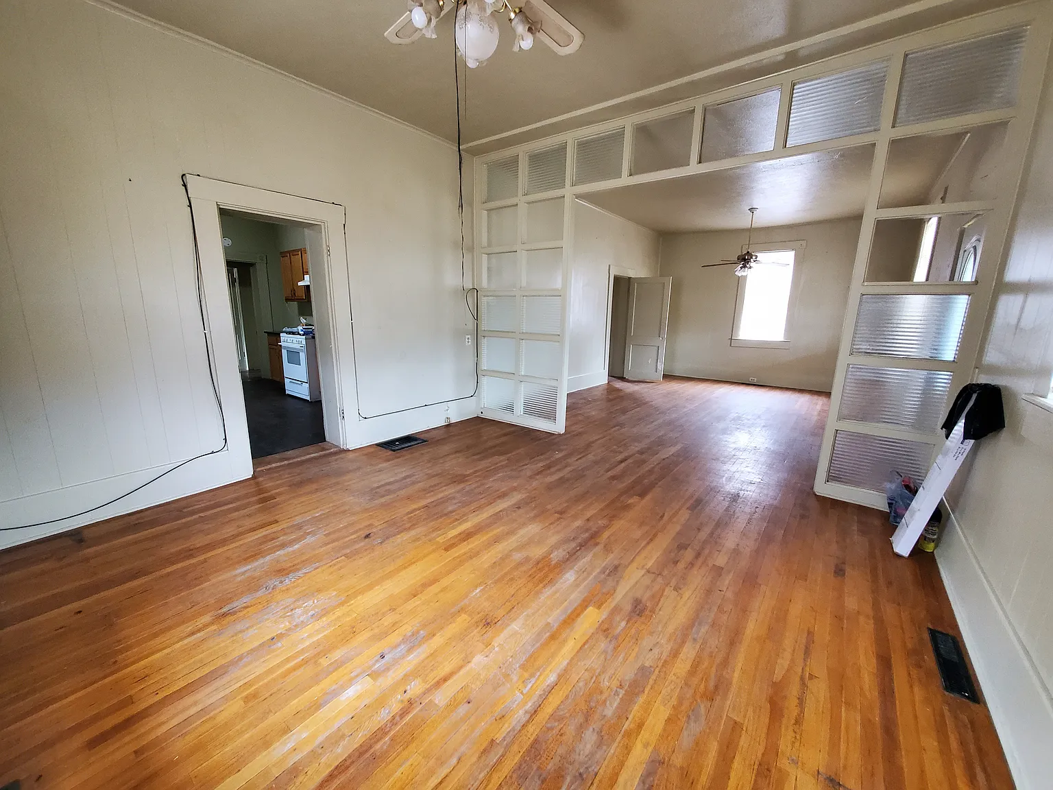 3 bed, 1200 sqft, $1,250 — Photo 4