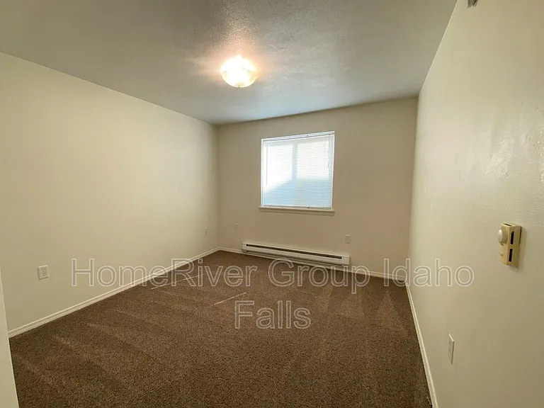 3184 Chasewood Dr — Photo 7