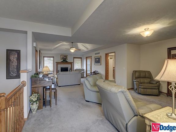 3rd image of 5009 Fountain Dr