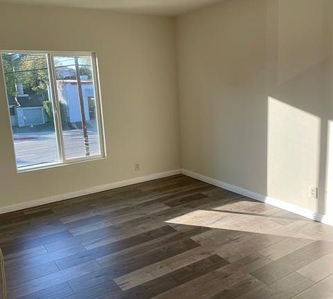 3rd image of 11658 Gateway Blvd