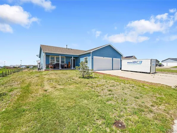 199 S 4th Avenue, Deer Trail, CO 80105