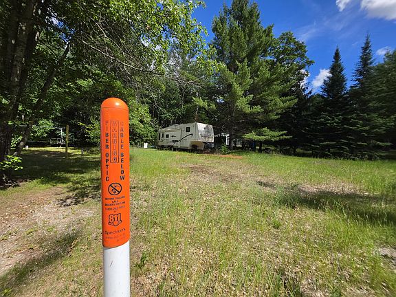 5th image of 1301 Marsh Dr