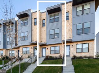 820 Creekway Dr #1, Frederick, MD 21701