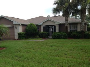 10433 Collar Dr, San Antonio, FL 33576