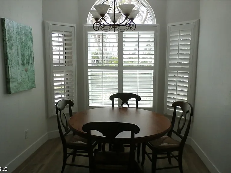 16252 Kelly Woods Dr — Photo 3