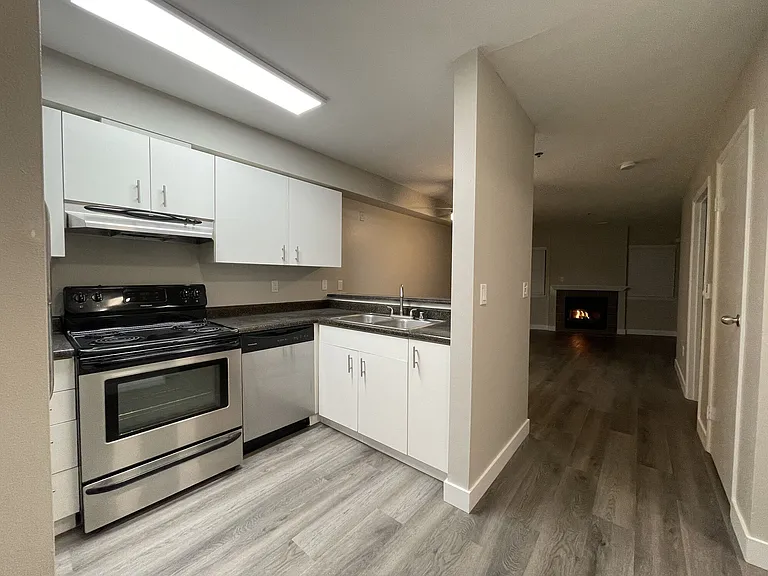 Elliott Pointe — Photo 17