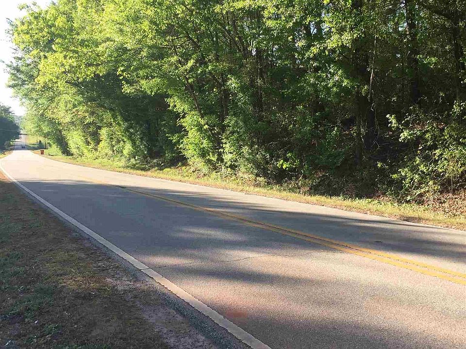 2nd image of 3267 New Kings Bridge Rd